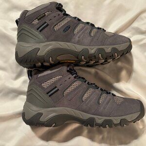 Keen Headout Waterproof Hiking Boot🏔️🥾🚶‍♀️🚶🏽‍➡️🚶🏿🚶‍♂️🚶🏻‍♀️‍➡️🚶🏼‍♀️
